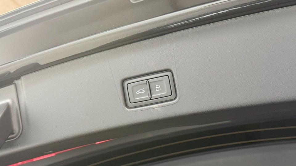 Audi Q4 e-tron 45 S-line Sportback 5d