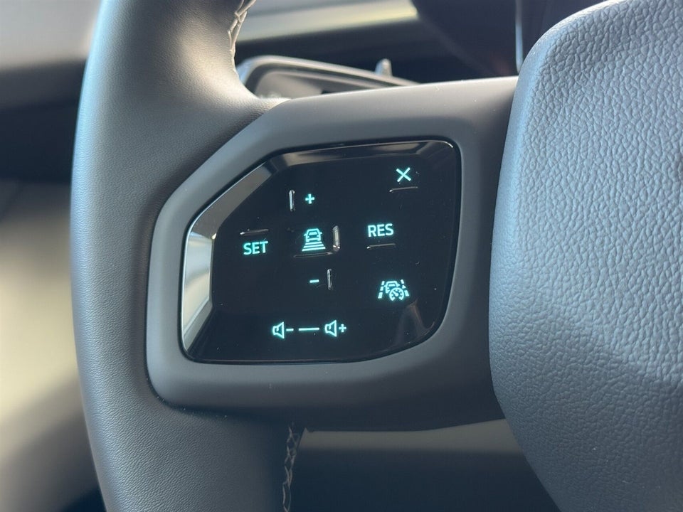 Ford Explorer 84 Select Extended Range AWD 5d