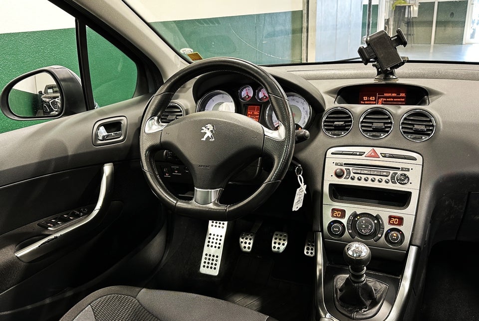 Peugeot 308 1,6 e-HDi 112 Active SW 5d