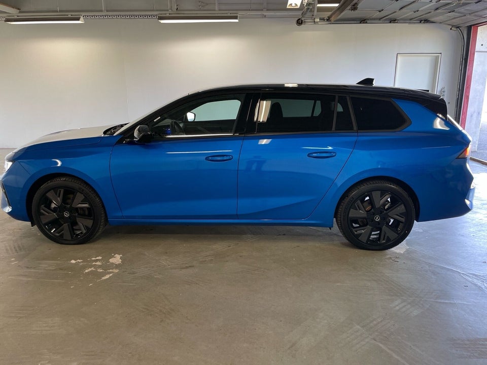 Opel Astra-e 54 GS Sports Tourer 5d