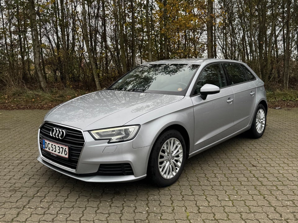 Audi A3 1,6 TDi 110 Sportback 5d