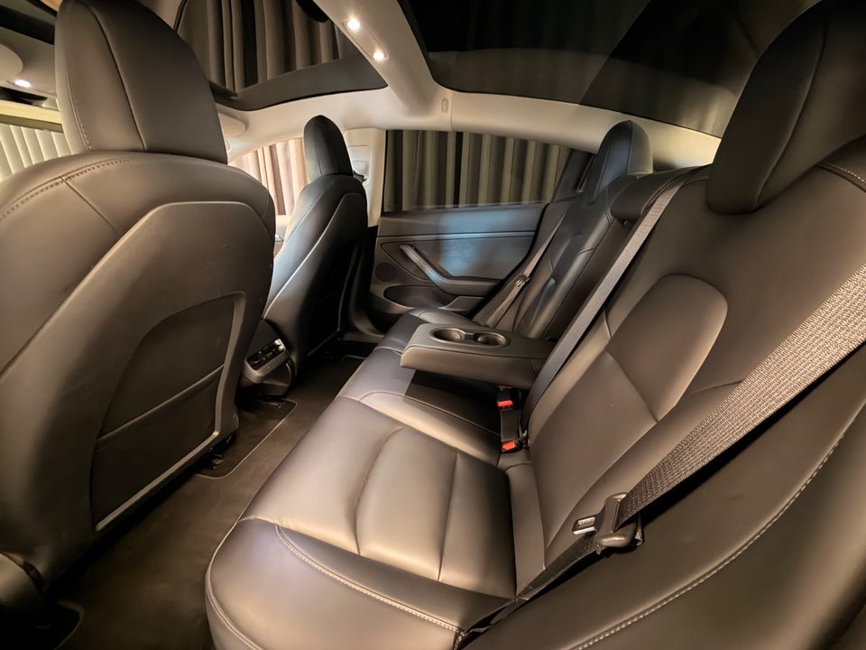Tesla Model 3 Performance AWD 4d