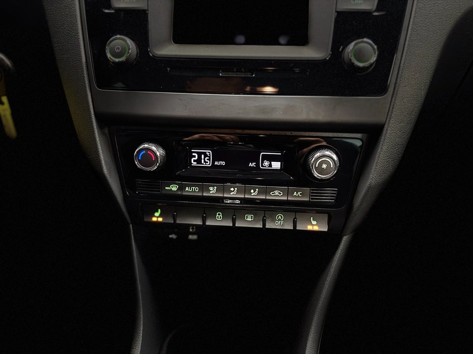 Skoda Rapid 1,2 TSi 90 Ambition Spaceback DSG 5d