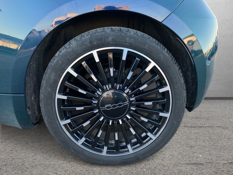 Fiat 500e 42 la Prima Sky 3d