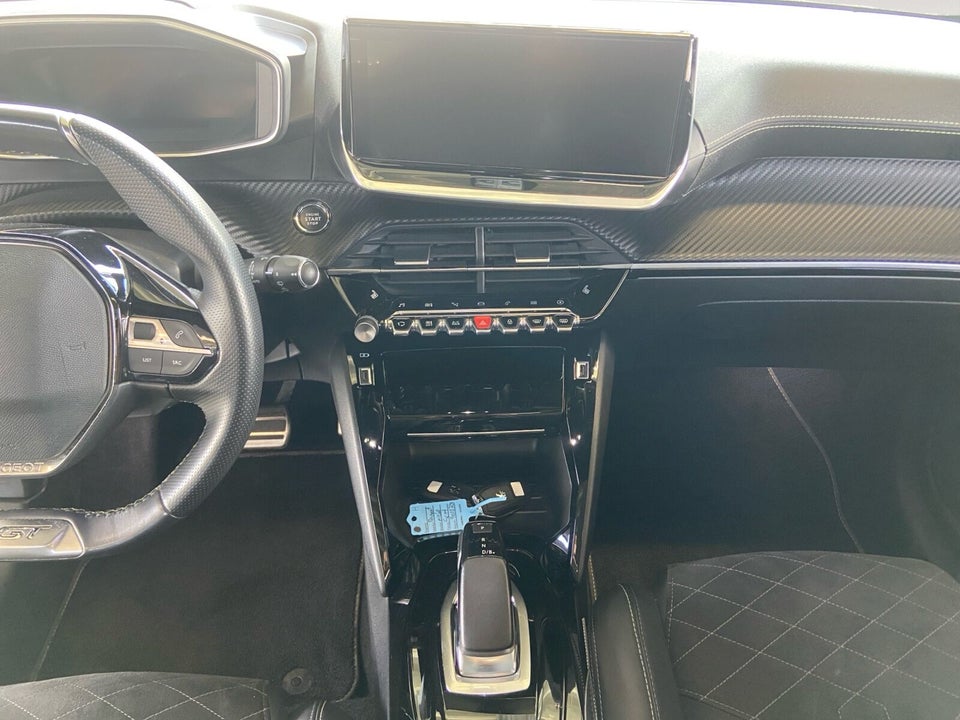 Peugeot e-208 50 GT Pack 5d