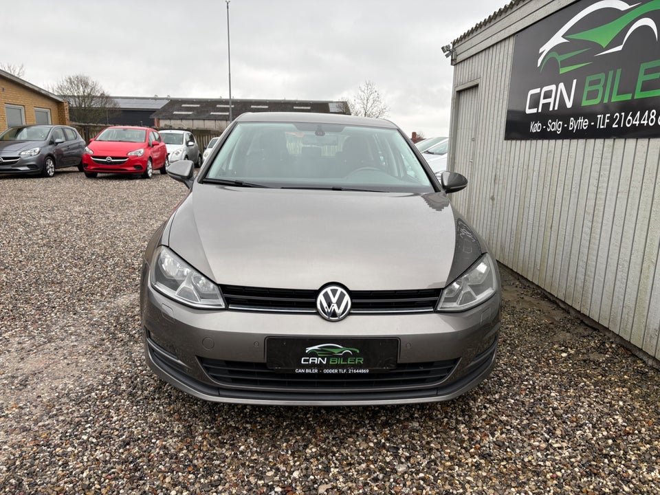 VW Golf VII 1,4 TSi 122 Life BMT 5d