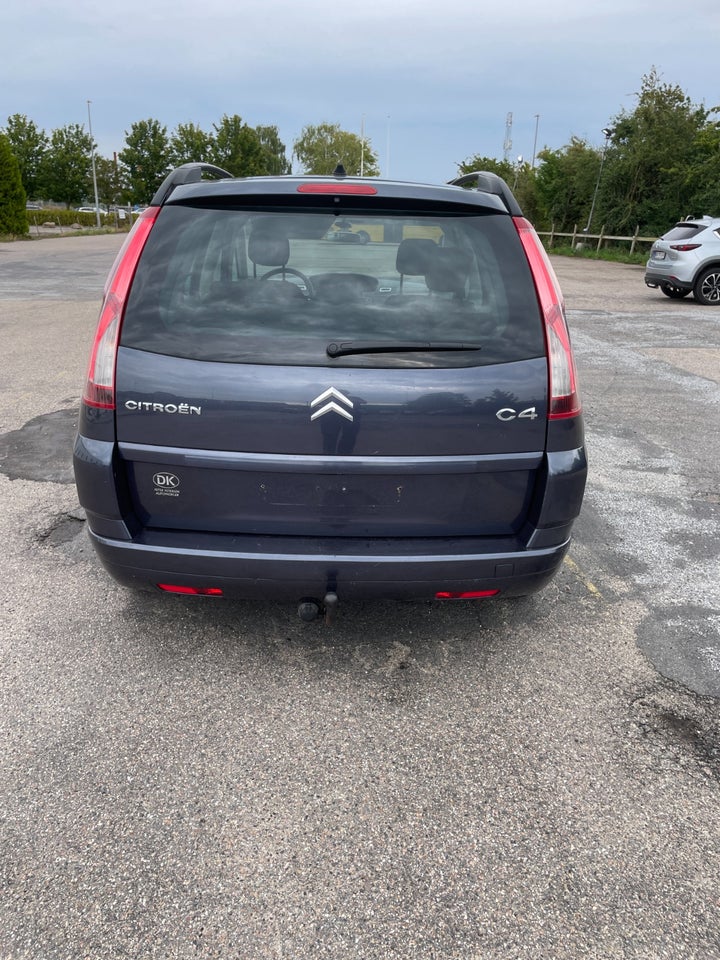 Citroën Grand C4 Picasso 1,8 16V Prestige 7prs 5d