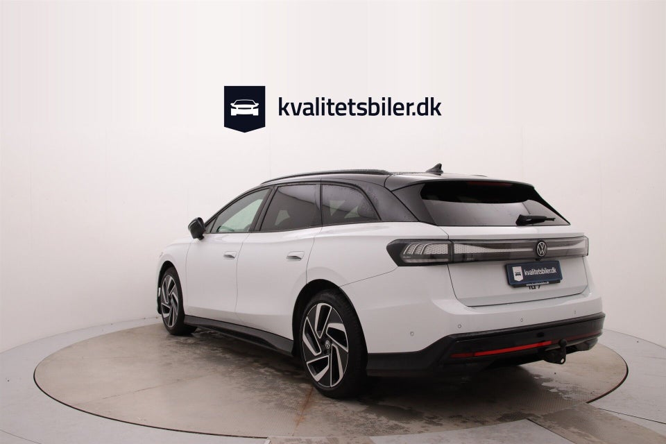 VW ID.7 77 Style+ Tourer 5d