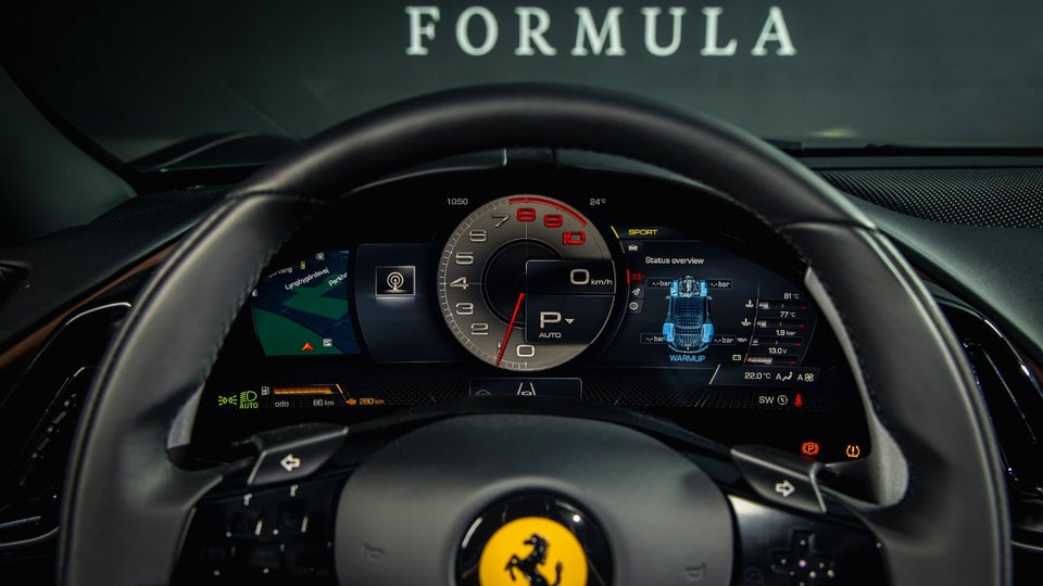 Ferrari Roma 3,9 Spider DCT 2d