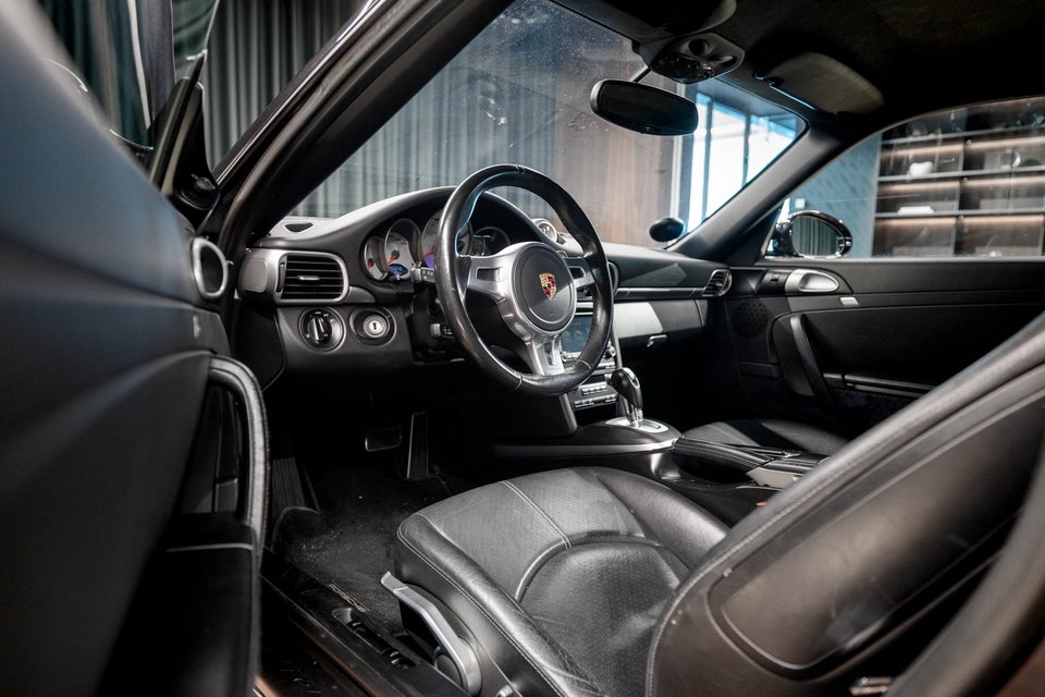 Porsche 911 Carrera 4S 3,8 Coupé PDK 2d