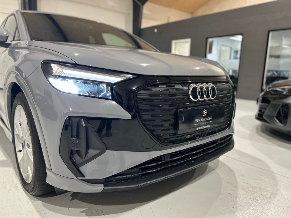 Audi Q4 e-tron 50 S-line Sportback quattro 5d