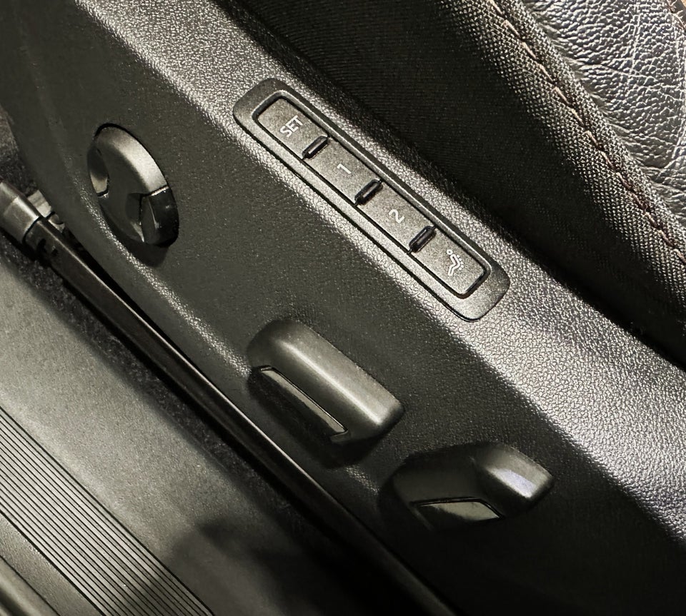 Skoda Enyaq 80x iV Founders Edition 5d