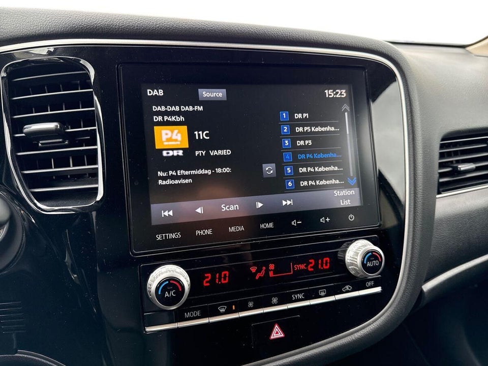 Mitsubishi Outlander 2,4 PHEV Intense CVT 4WD 5d
