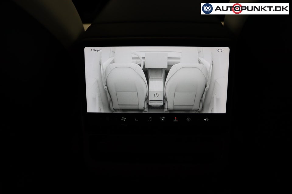 Tesla Model Y Long Range AWD 5d