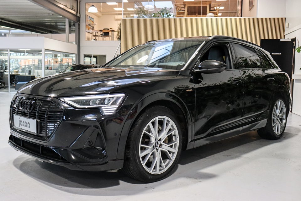 Audi e-tron 55 S-line quattro 5d