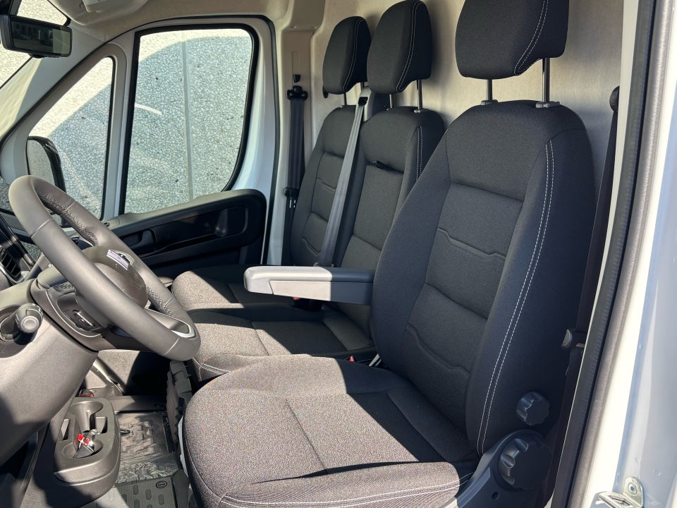 Fiat Ducato 35 Maxi 2,2 MJT 180 Kassevogn L3H2 Pro+ aut.