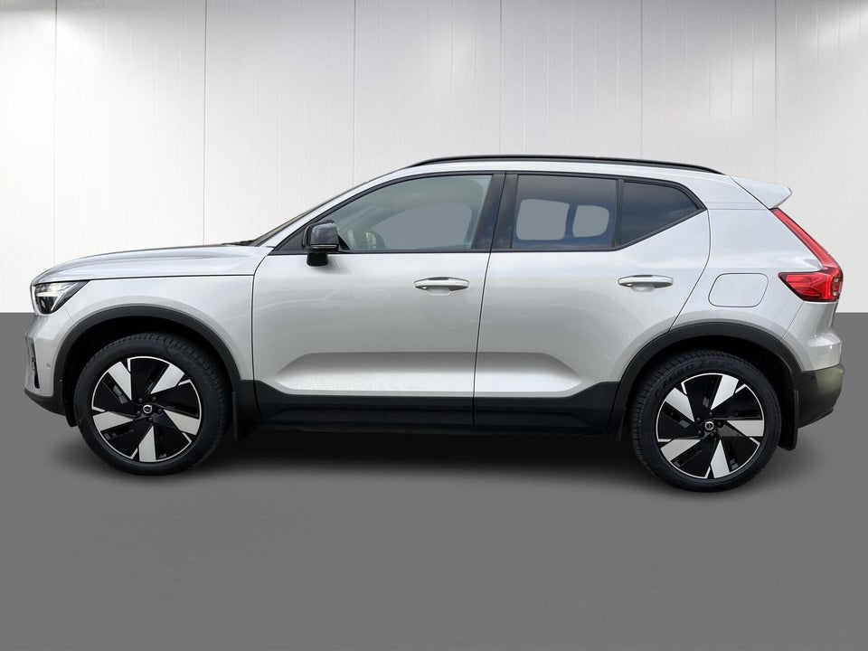 Volvo EX40 Extended Range Plus 5d