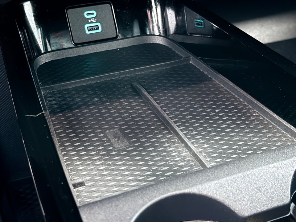 Ford Mustang Mach-E 88 Extended Range AWD 5d