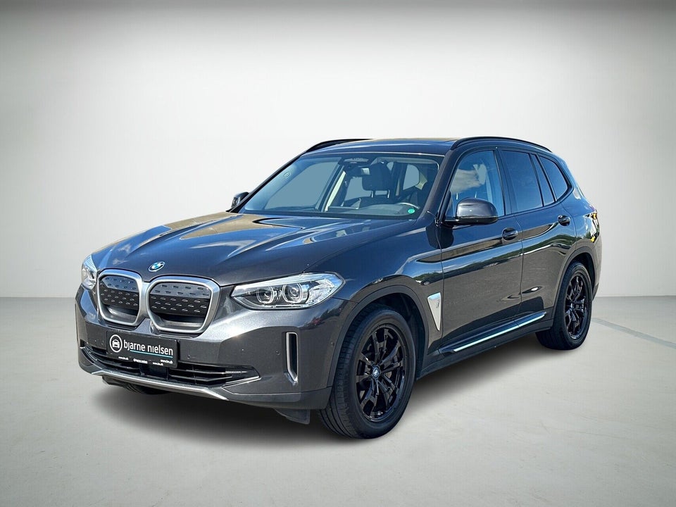 BMW iX3 Charged 5d