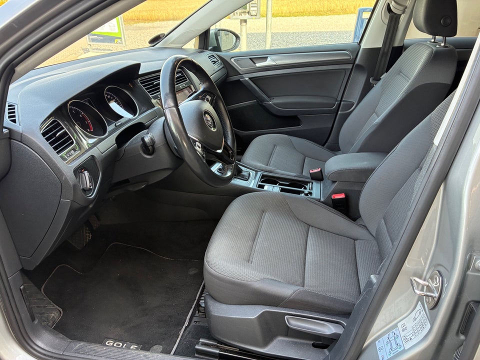 VW Golf VII 1,5 TSi 130 Comfortline DSG 5d