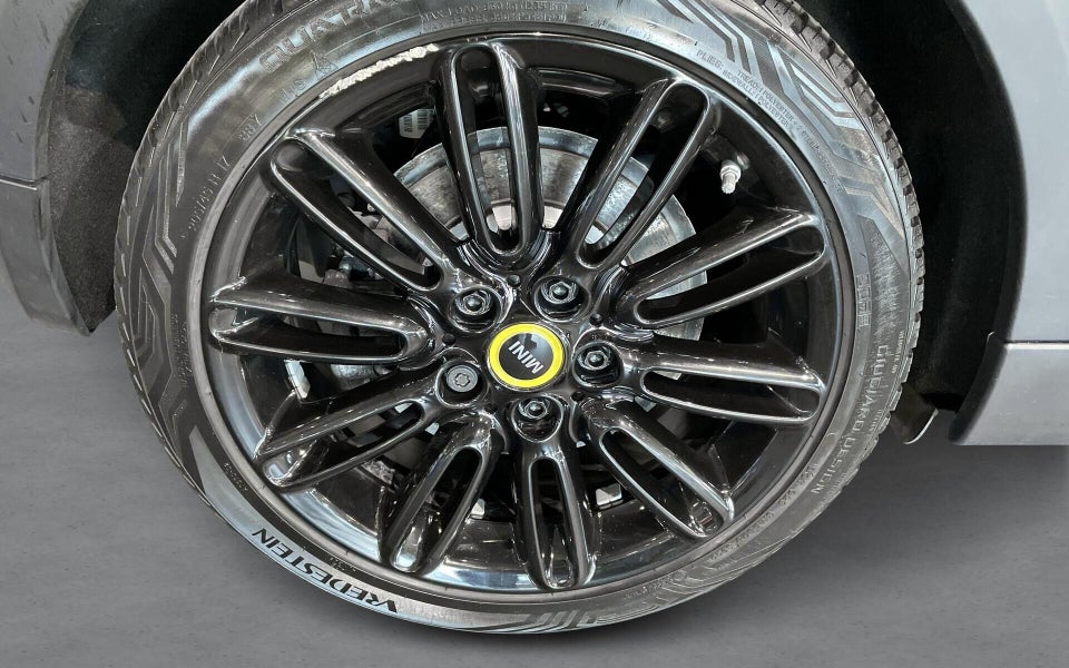 MINI Cooper SE Collection 3d