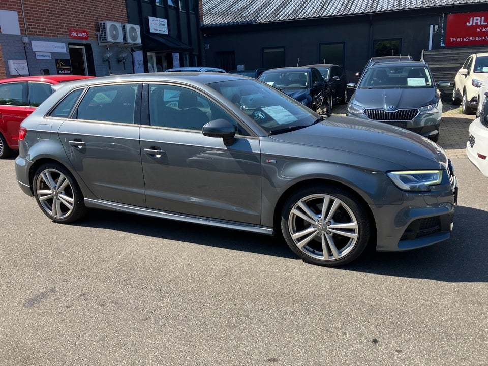 Audi A3 40 TFSi Sport Limited Sportback quattro S-tr. 5d