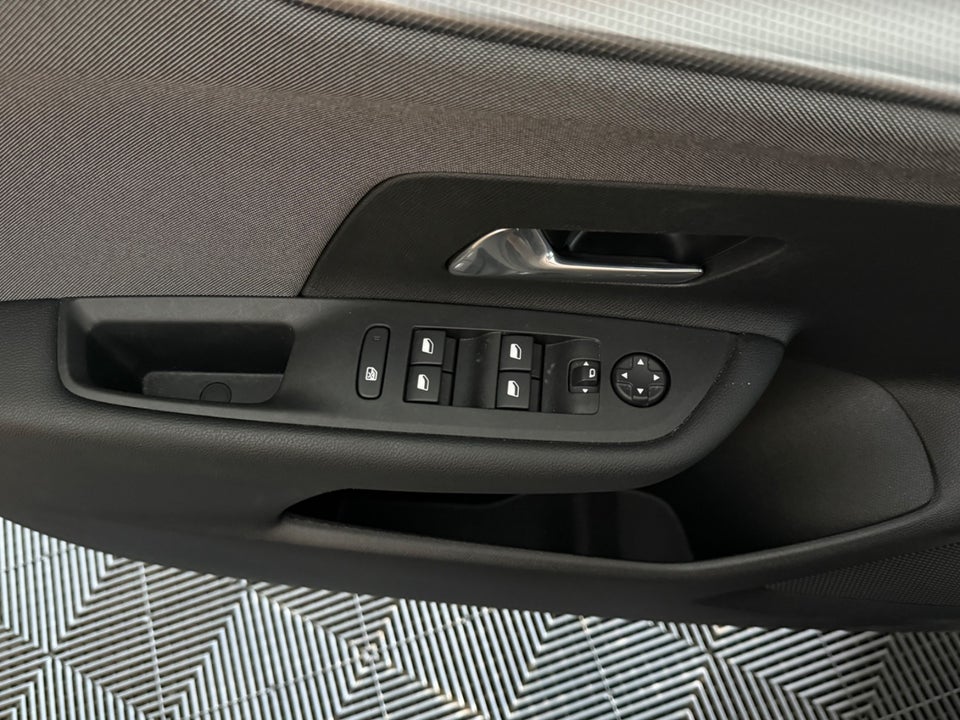 Opel Mokka 1,2 T 100 Style 5d