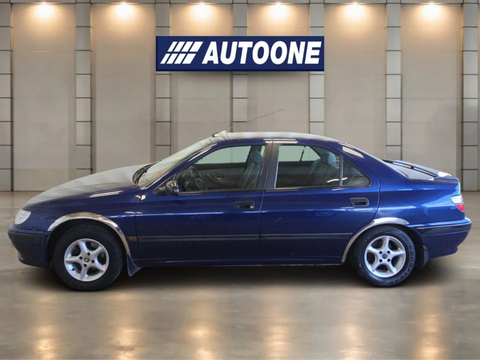 Peugeot 406 1,8 SL 4d