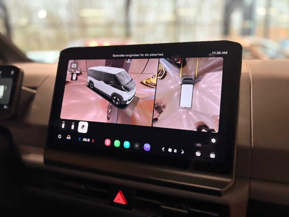 Kia PV5 71 Long Range Upgrade 5d