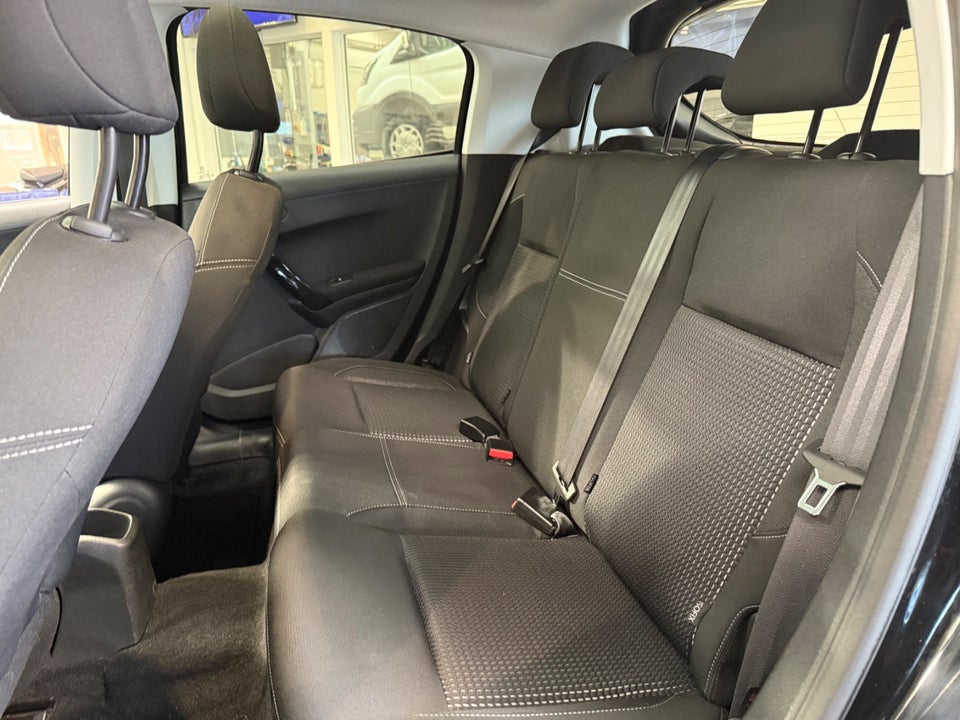 Peugeot 208 1,6 BlueHDi 100 Allure Sky 5d