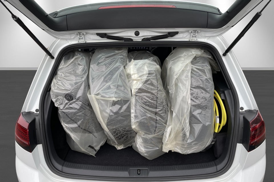 VW Golf VII 1,4 GTE DSG 5d