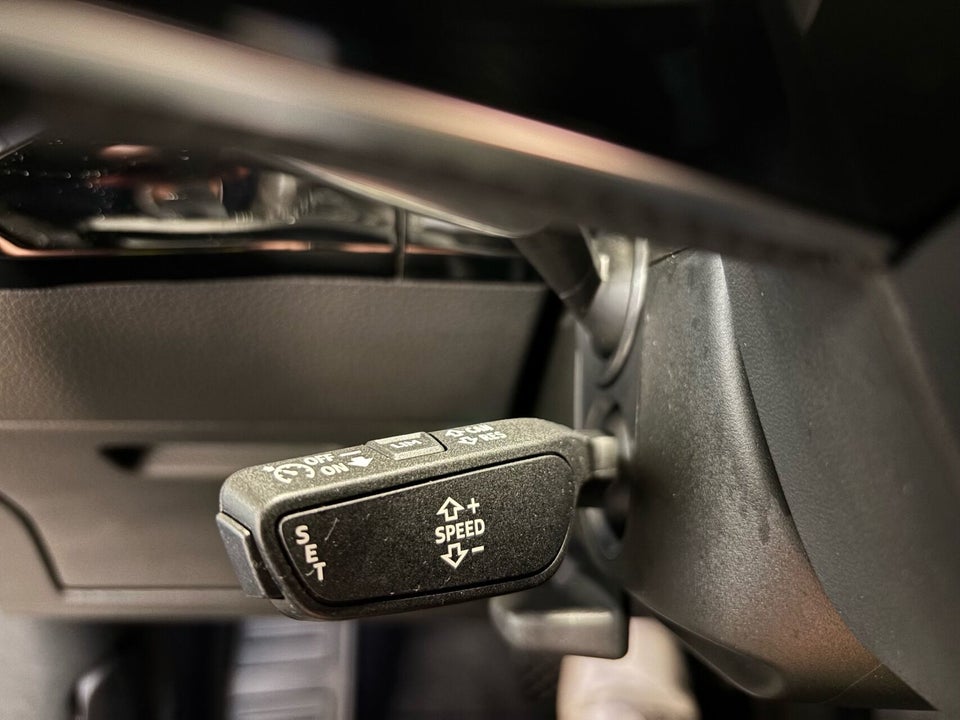 Audi e-tron 55 quattro 5d