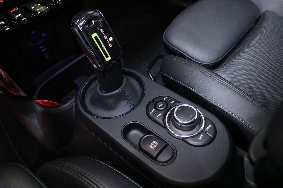 MINI Cooper SE Edition Premium Plus 3d