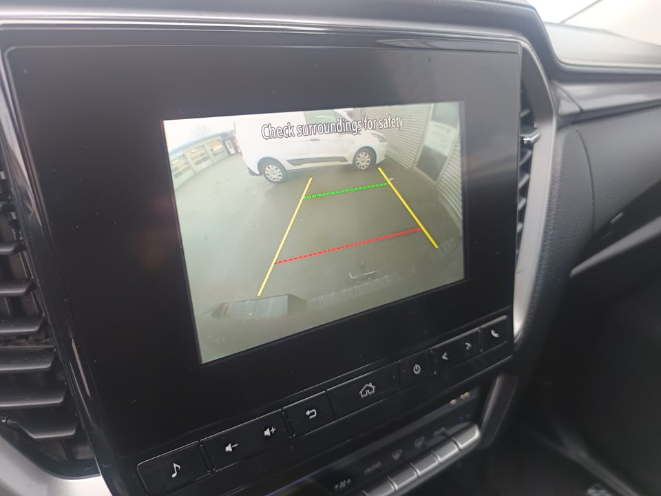 Isuzu D-Max 1,9 TD 163 Crew Cab Black Edition 4d