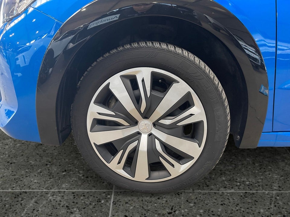 Peugeot e-208 50 Active 5d