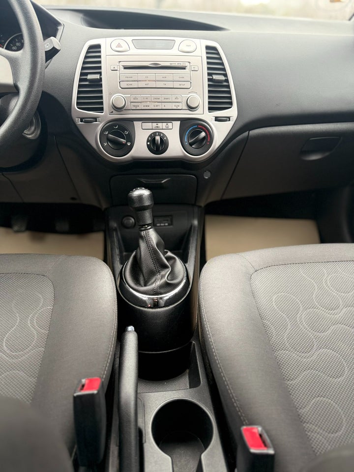 Hyundai i20 1,4 Classic 5d