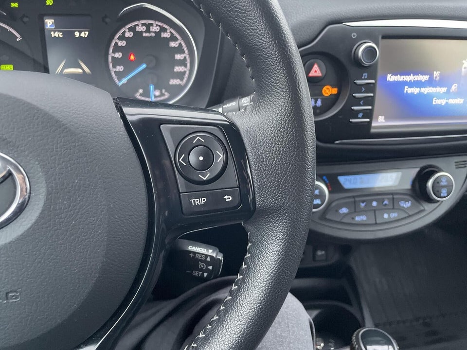 Toyota Yaris 1,5 Hybrid H3 Smart e-CVT 5d