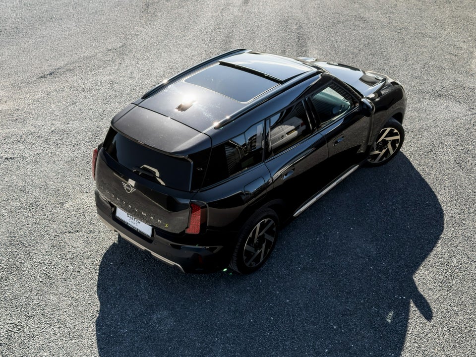 MINI Countryman SE Favoured Trim L ALL4 5d