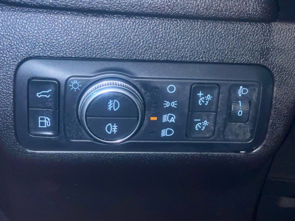 Ford Kuga 2,5 PHEV ST-Line X CVT 5d