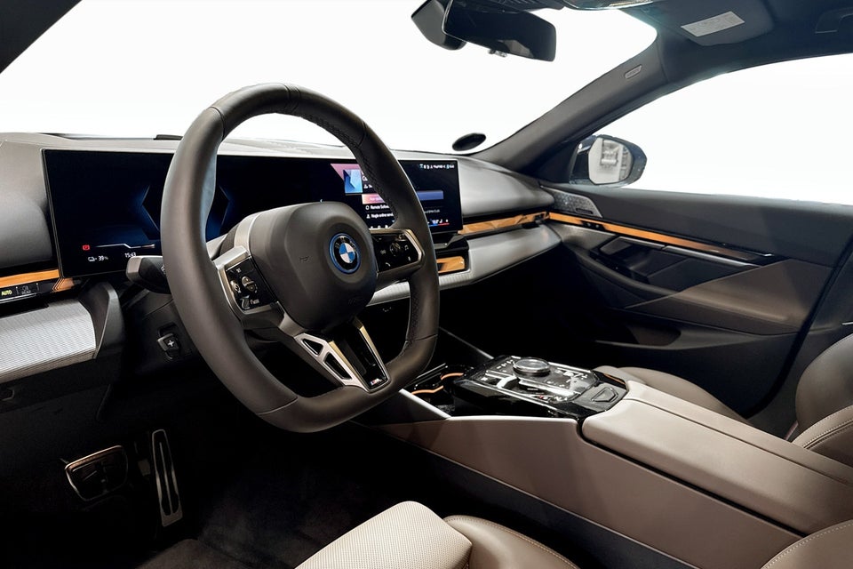 BMW i5 eDrive40 Touring Fully Charged 5d