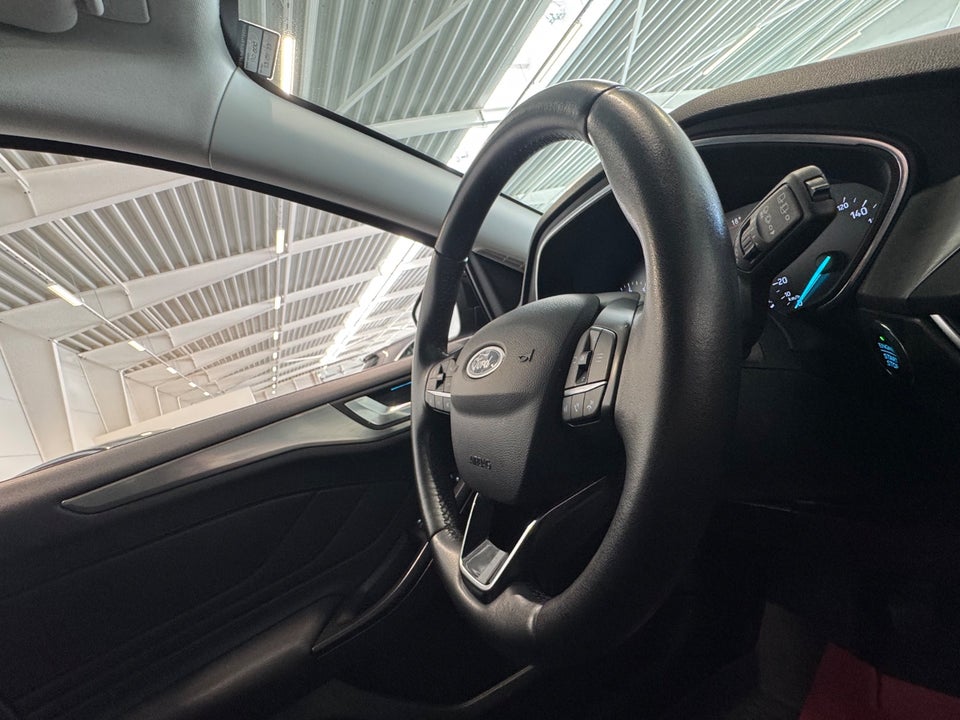Ford Focus 1,0 EcoBoost Titanium 5d
