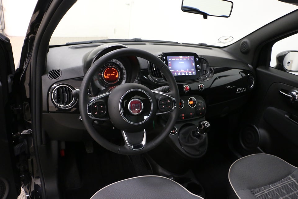 Fiat 500 1,0 Hybrid Lounge+ 3d