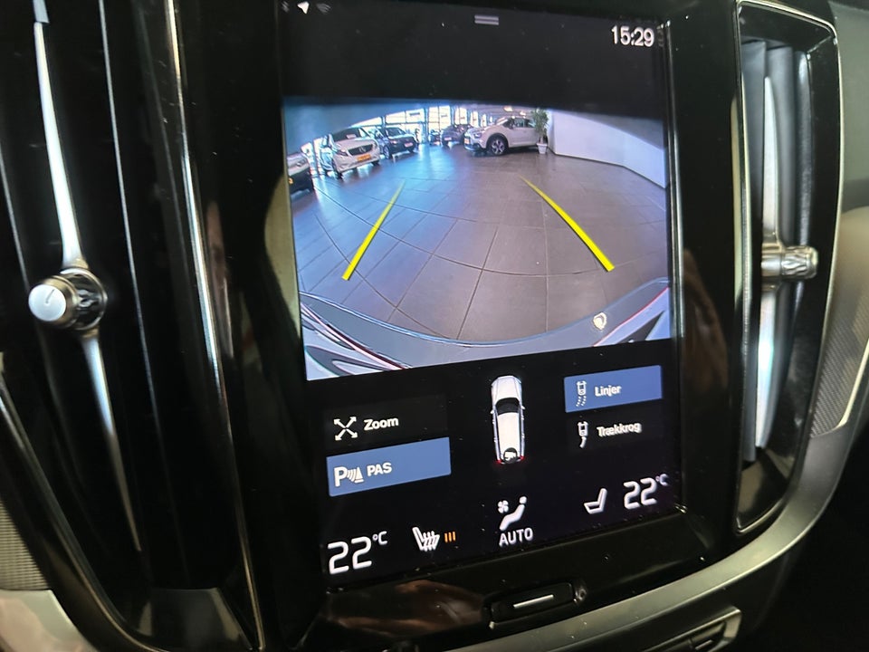 Volvo V60 2,0 T6 ReCharge R-Design aut. AWD 5d