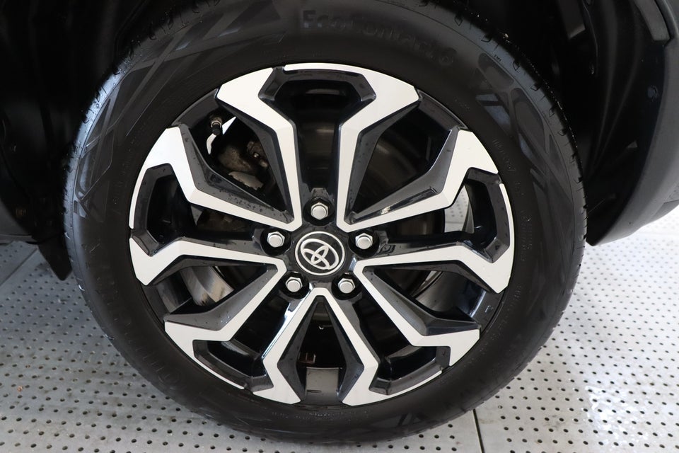 Toyota Yaris Cross 1,5 Hybrid Active Tech e-CVT 5d