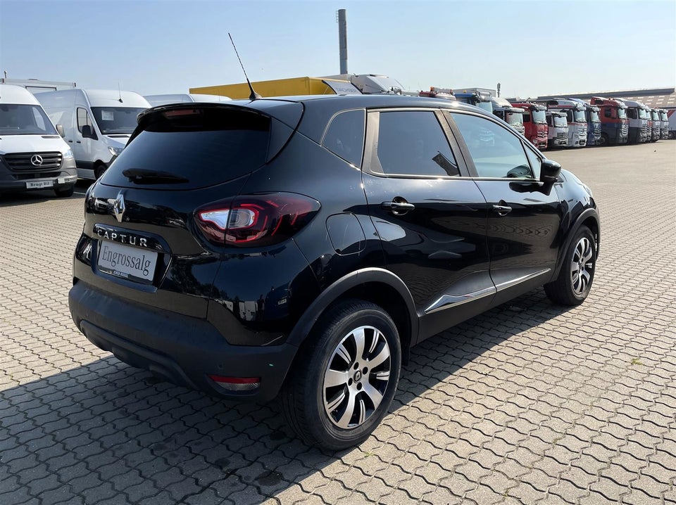 Renault Captur 1,5 dCi 90 Intens EDC Van 5d