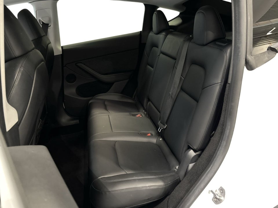 Tesla Model Y Performance AWD 5d