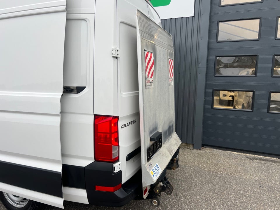 VW Crafter 35 2,0 TDi 177 Kassevogn L3H3