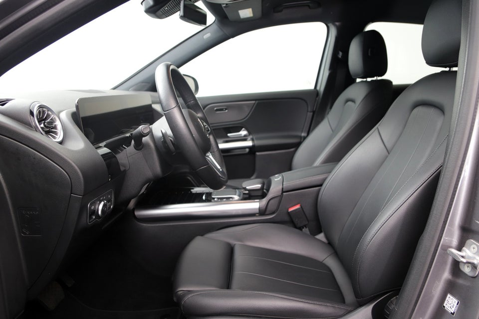 Mercedes EQA250 Progressive 5d