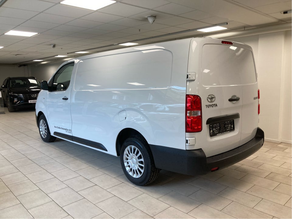 Toyota ProAce 2,0 D 144 Long Comfort Master aut. 4d