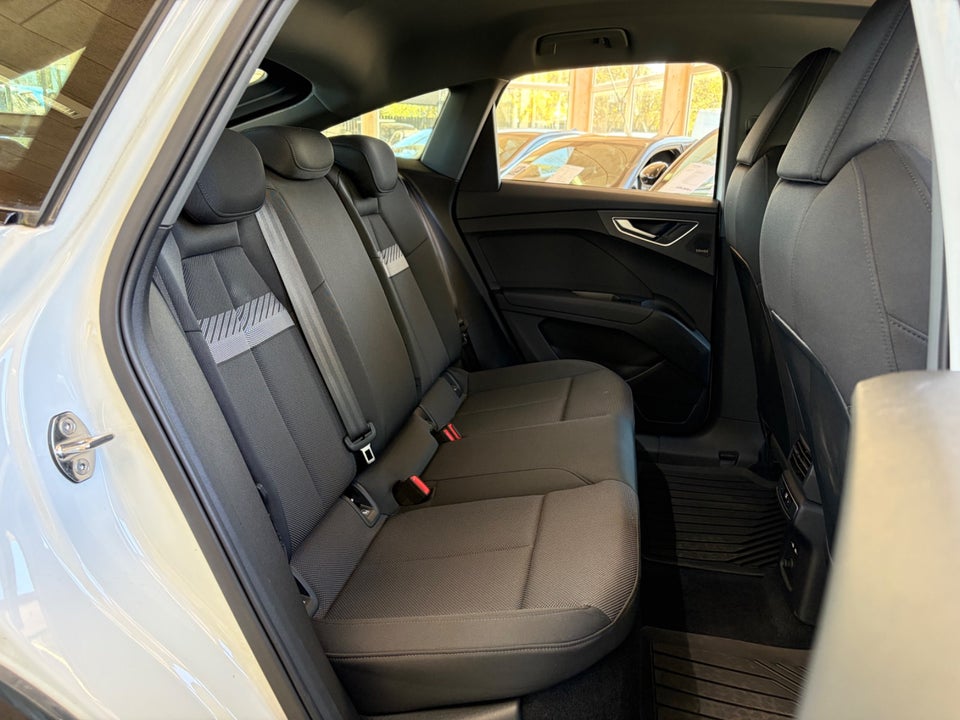 Audi Q4 e-tron 45 Progress Sportback 5d